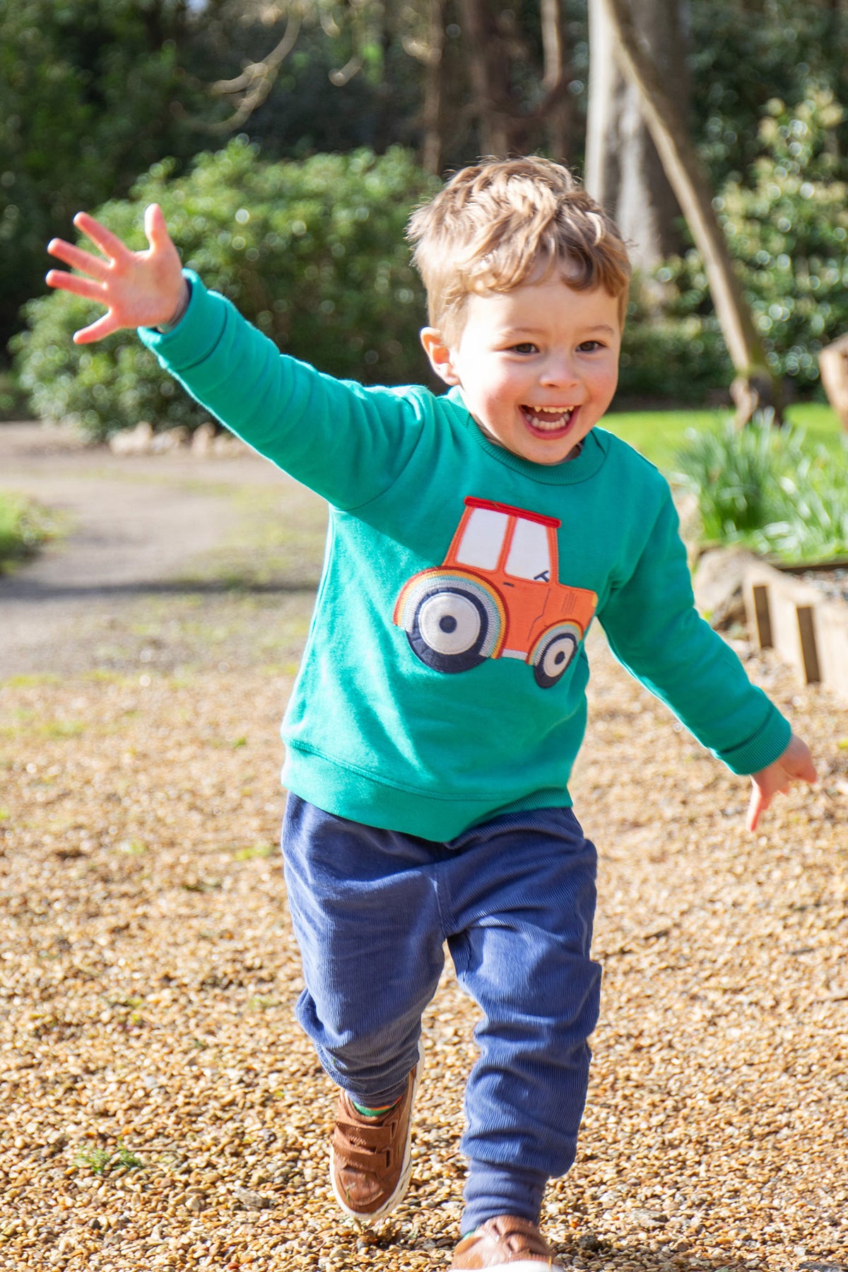 Pullover mit Traktor von Frugi