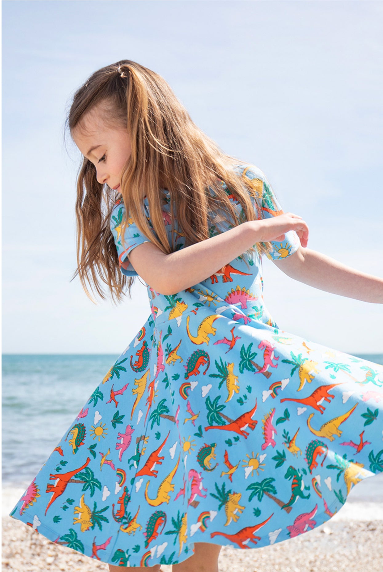 Kleid mit süßem Dino von Frugi