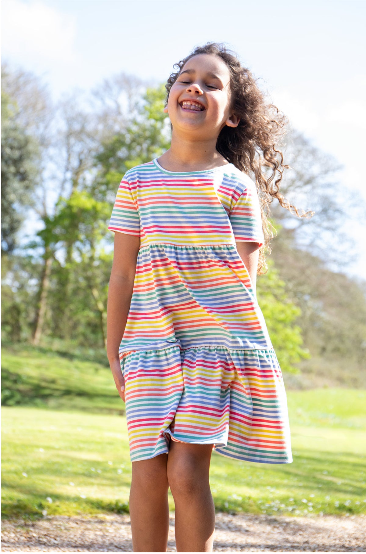 Kleid mit bunten Streifen von Frugi