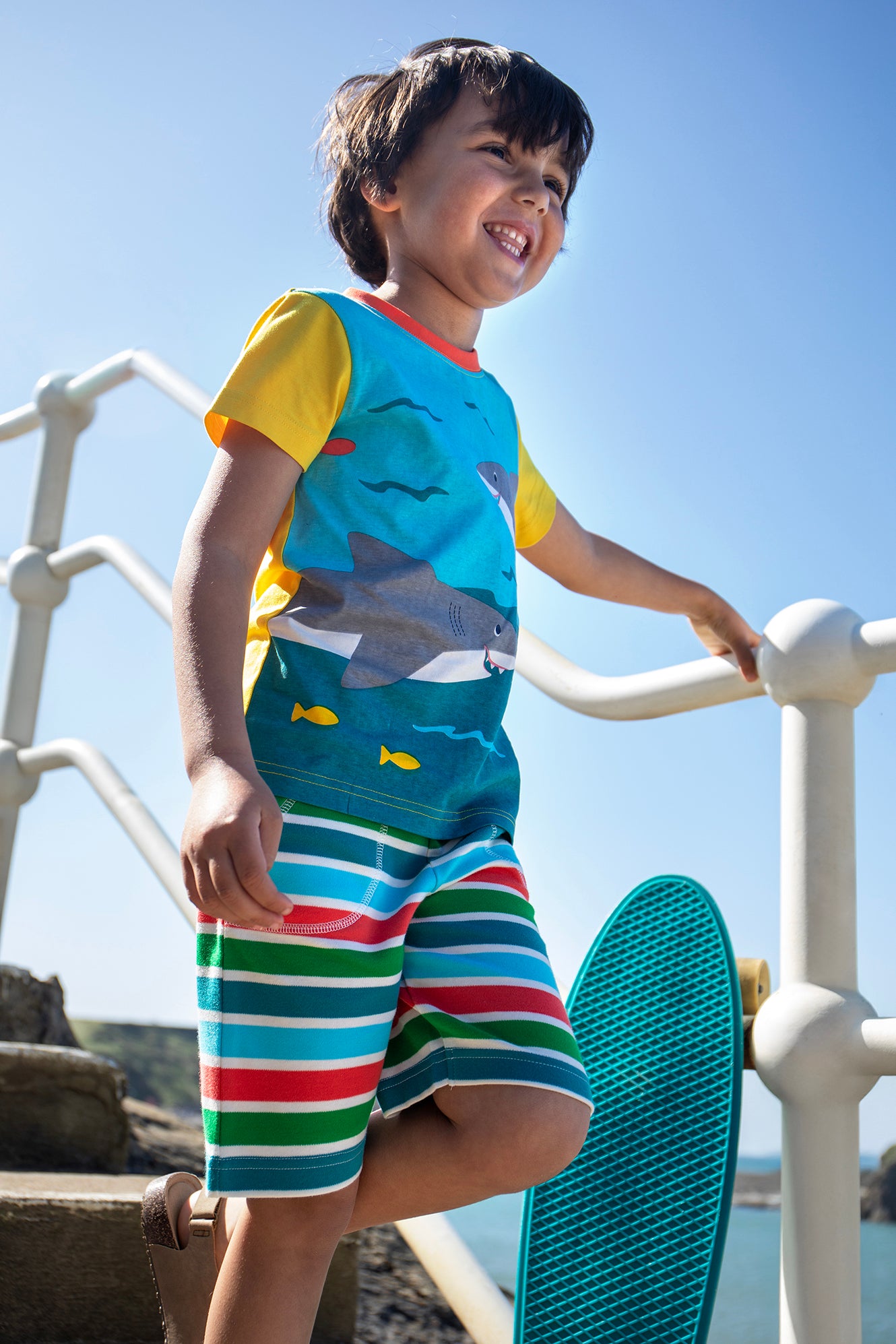 T-Shirt Haifische von Frugi