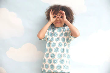 T-Shirt mit blauen Kiwis von Pigeon