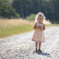 Wendekleid mit Wiesenblumen- und Blümchendruck von Enfant Terrible