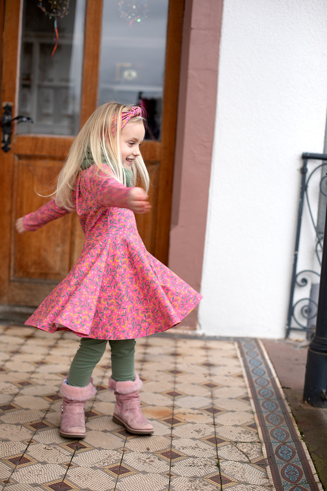 Schwingkleid Blumen von Enfant Terrible