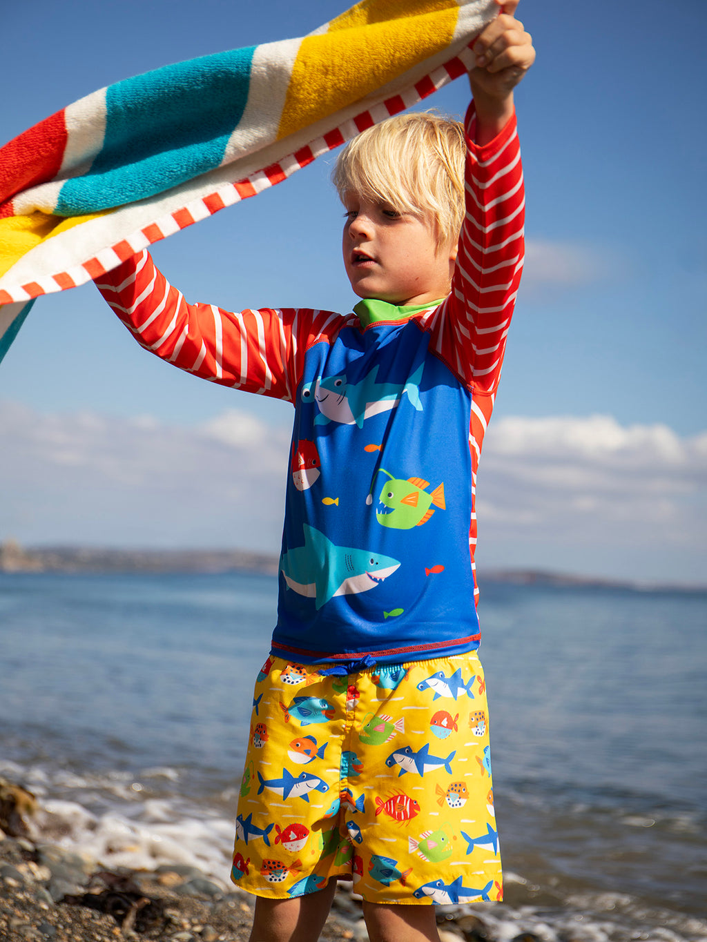 Badeshirt  UV Haifische von Frugi