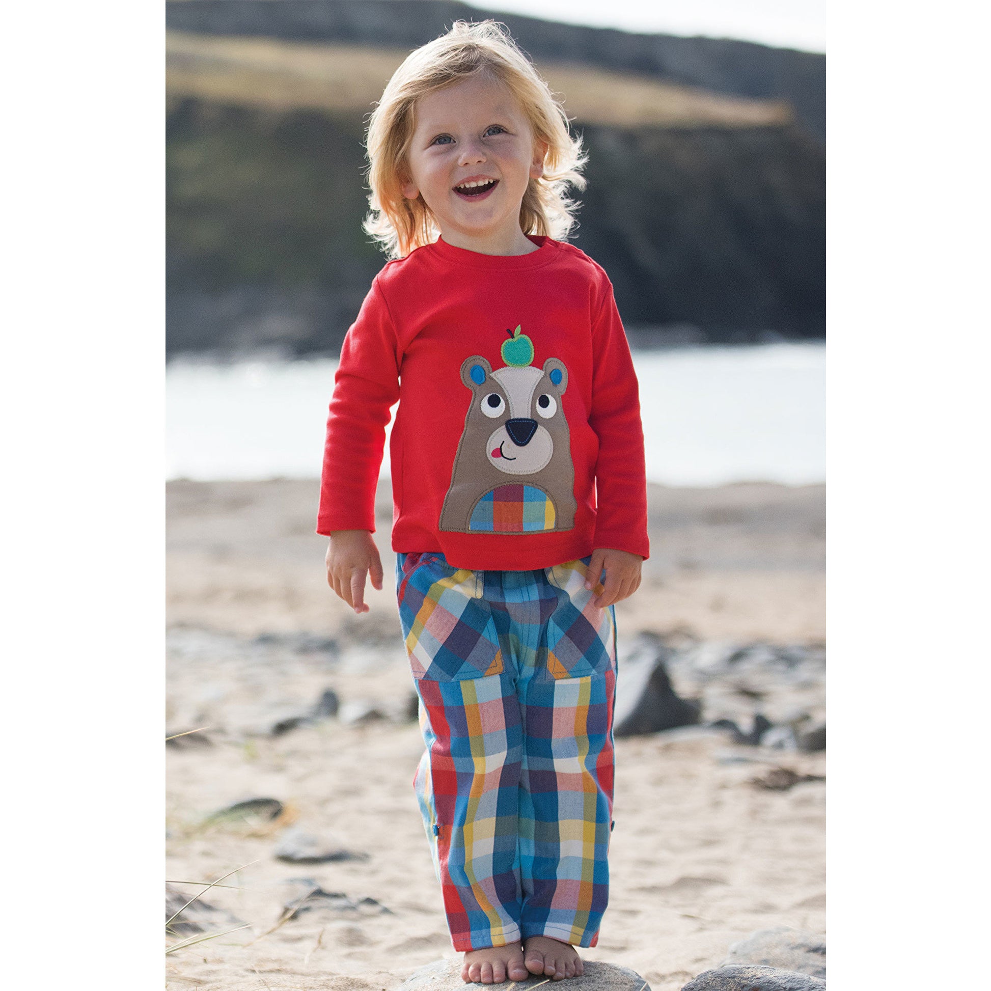 Shirt Bär mit Apfel von Frugi