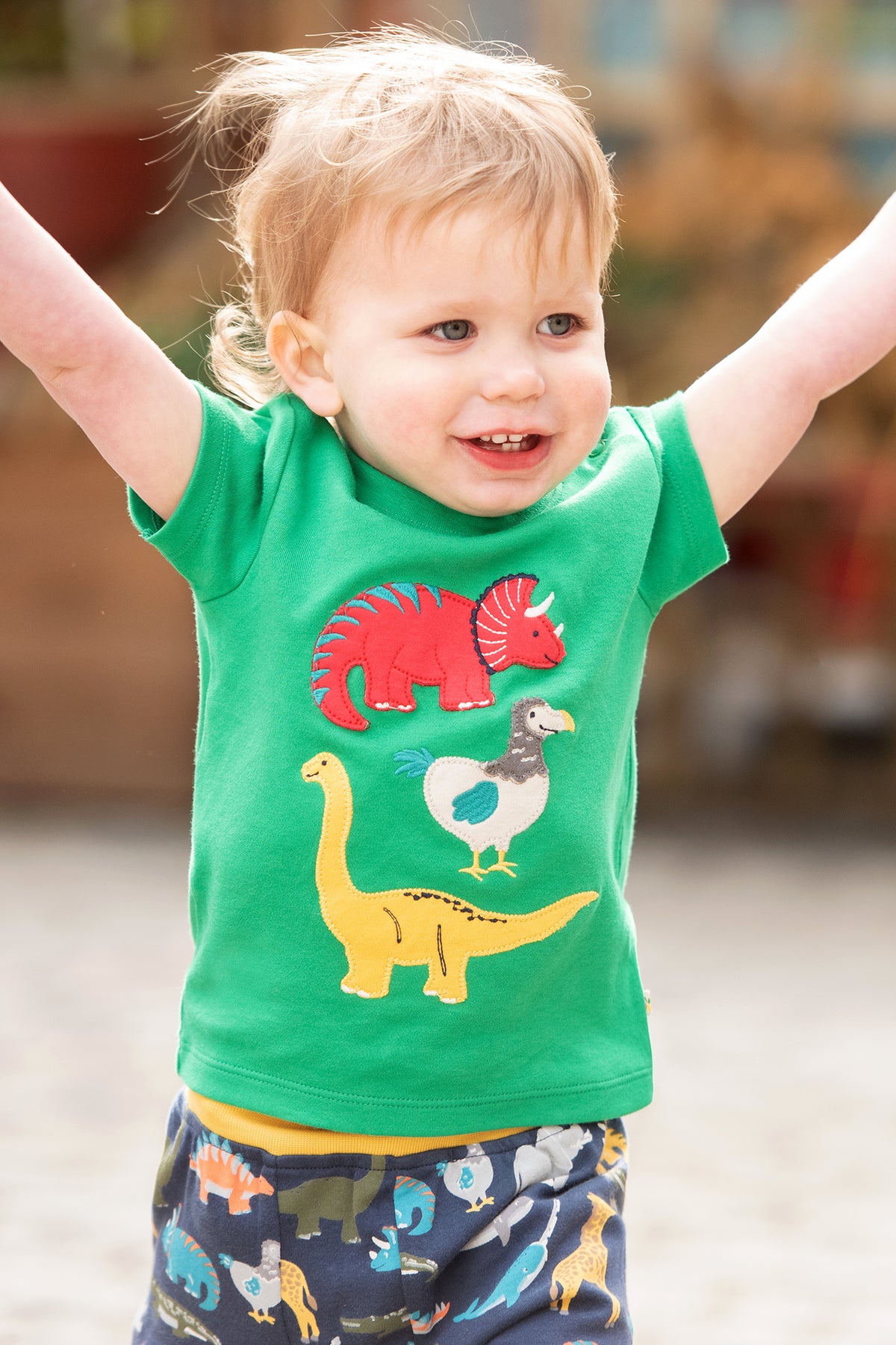 T-Shirt Dinos von Frugi