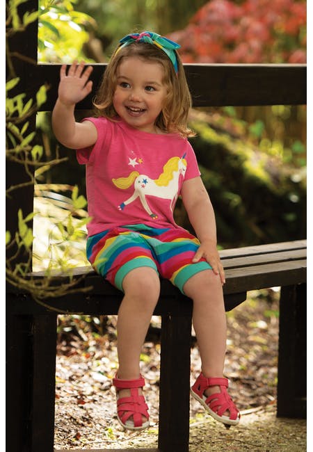 Pinkes T-Shirt mit Einhorn von Frugi