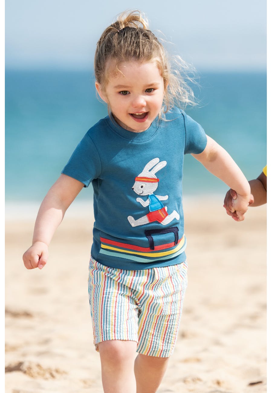 T-Shirt Hase von Frugi