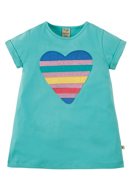 Hellblaues kurzarmshirt mit glitzer Herz applikation von der Marke Frugi